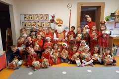 ŚWIĘTY MIKOŁAJ W KOTKACH